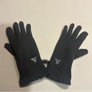 Head winter gloves in gray black size medium w finger texting capability.